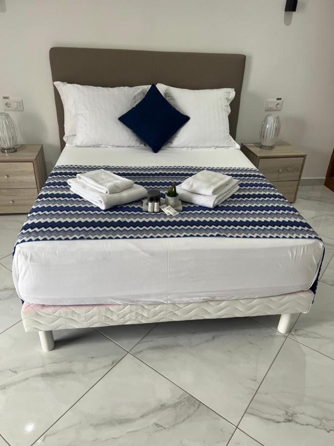 Residencial Santo Amaro Hotel Tarrafal  Bagian luar foto