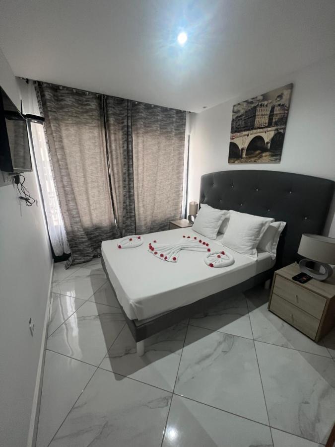 Residencial Santo Amaro Hotel Tarrafal  Bagian luar foto